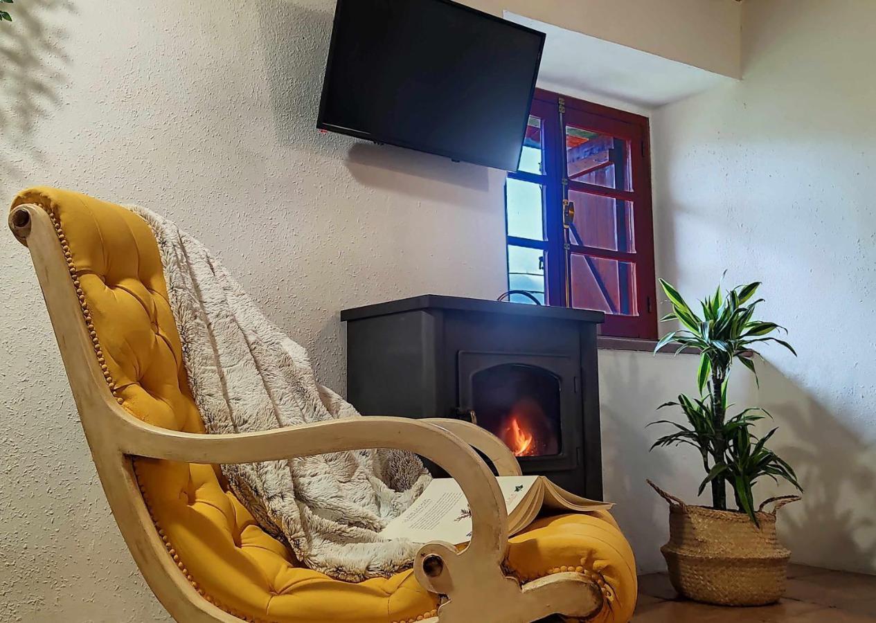 Apartamentos Rurales La Laguna Somiedo Valle de Lago Esterno foto