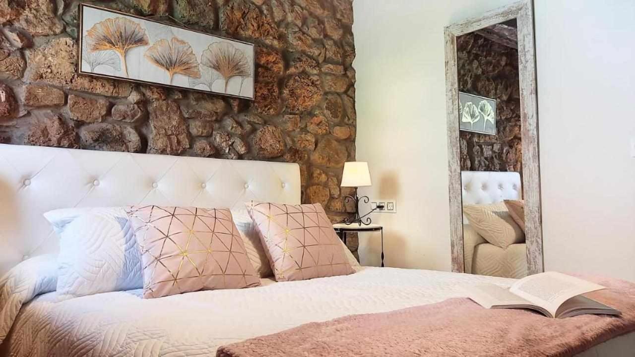 Apartamentos Rurales La Laguna Somiedo Valle de Lago Esterno foto
