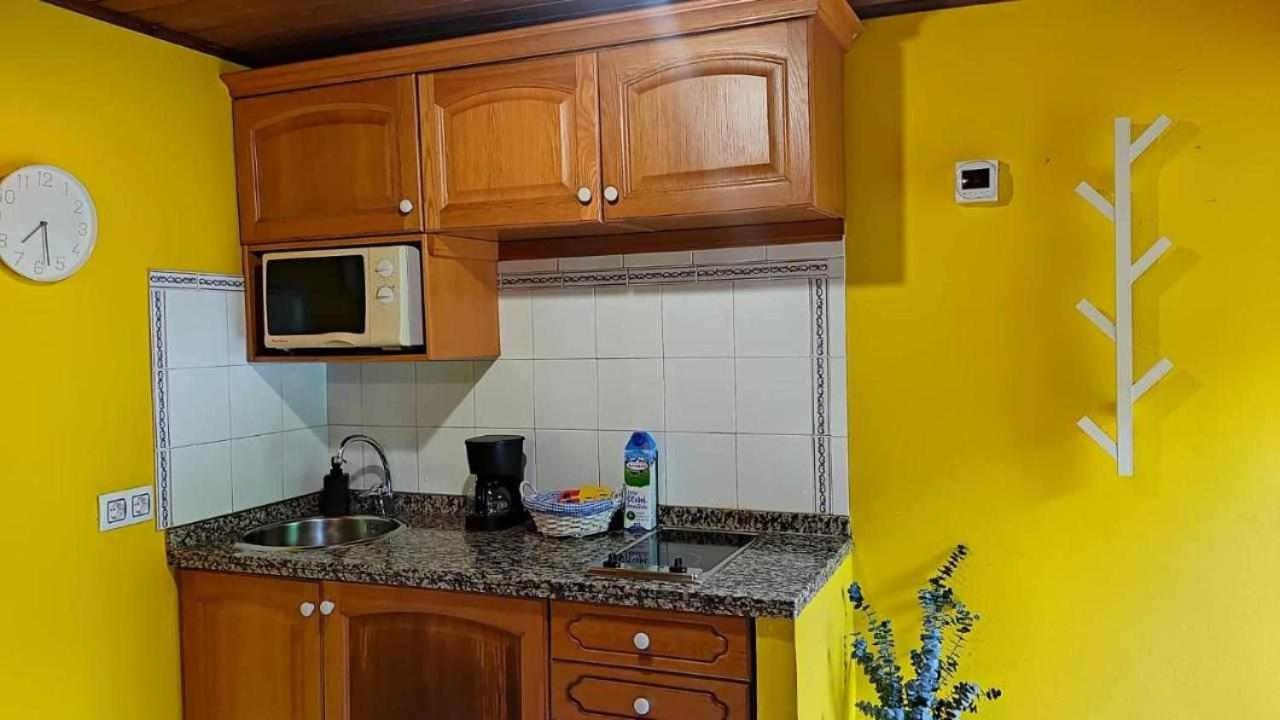 Apartamentos Rurales La Laguna Somiedo Valle de Lago Esterno foto