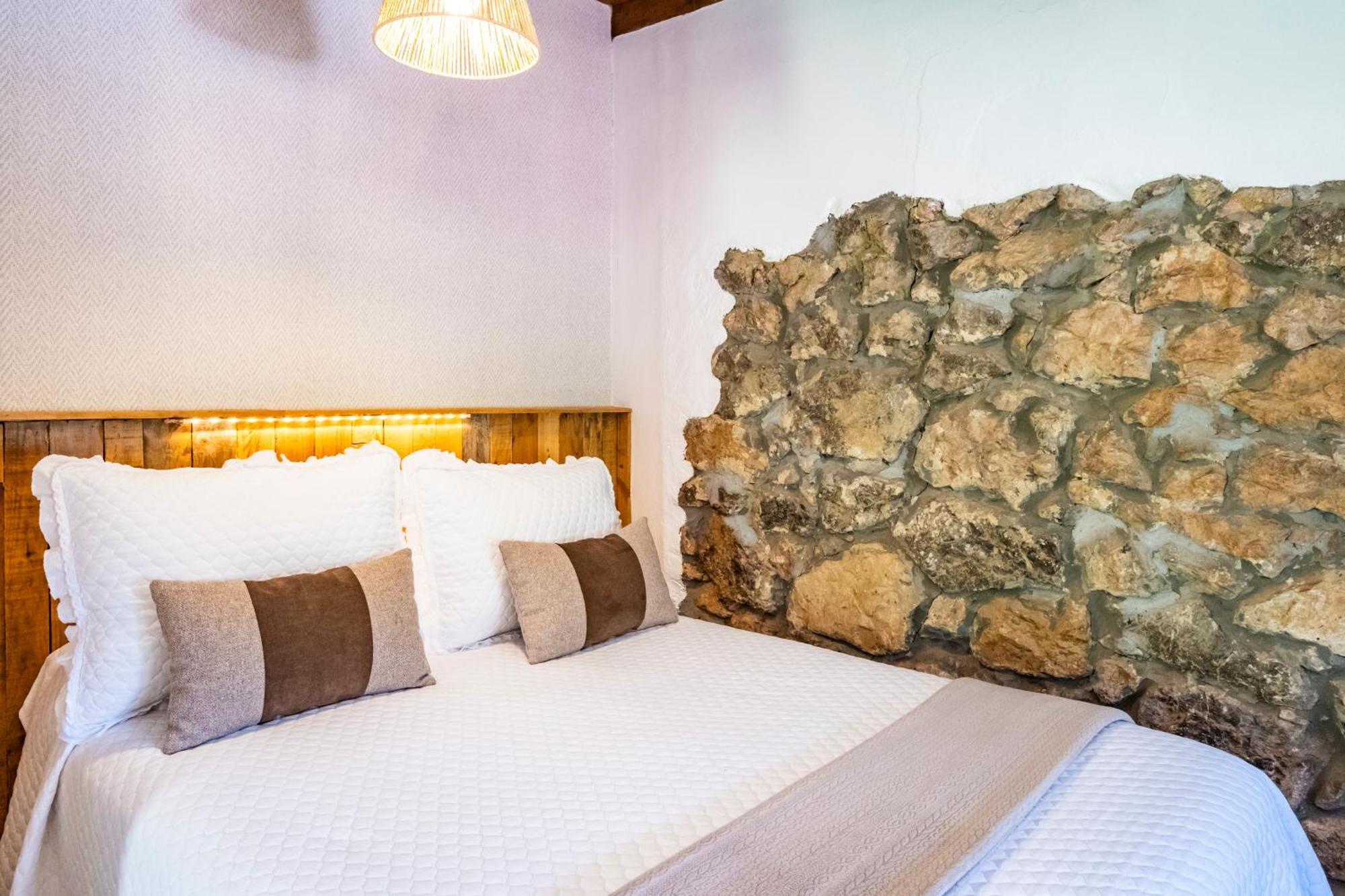 Apartamentos Rurales La Laguna Somiedo Valle de Lago Esterno foto